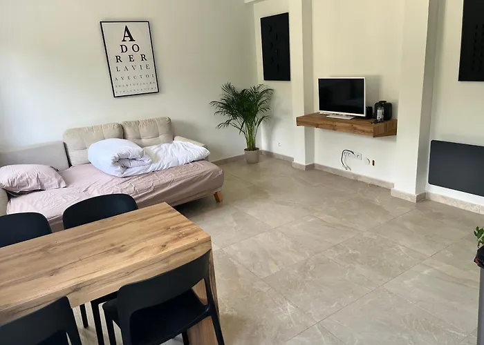 4 Couchages Апартаменти